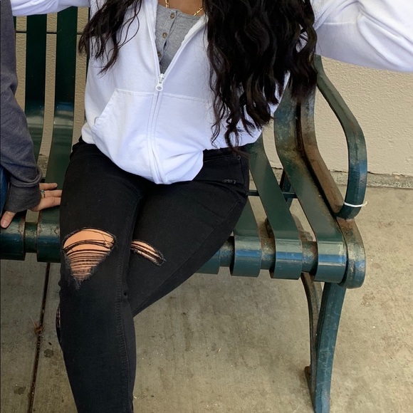 Meet your Posher, Cristal - Picture 1 of 1